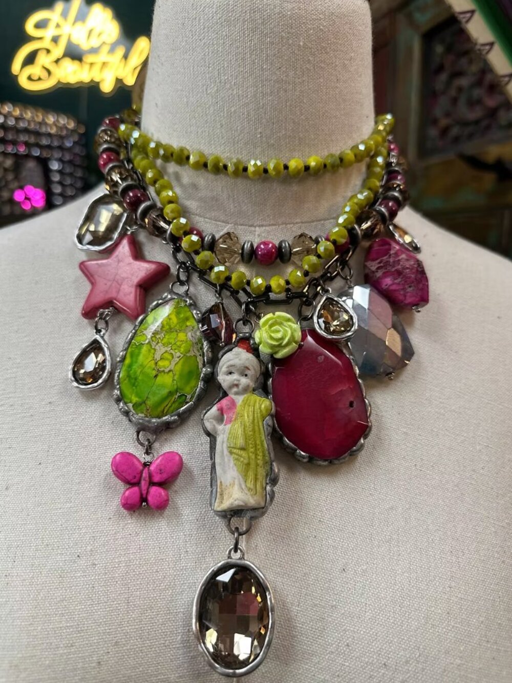 Art by Amy Labbe - Sabrina Carpenter Necklace - Picture 2 of 4